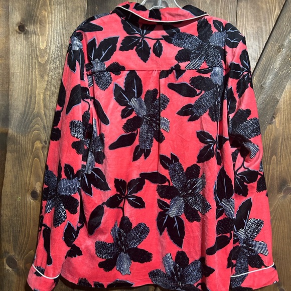 Super Soft Pajama Set, size L, smoke free home - Picture 6 of 6